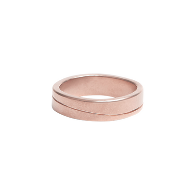 14k Gold Line Ring